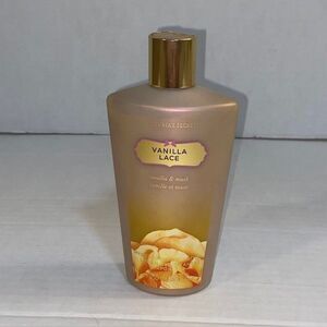 Victoria's Secret Hydrating Body Lotion Vanilla Lace Vanilla Musk 250ml 8.4 Oz